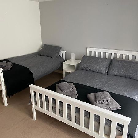 Cosy 3-Bedroom House, Stones Throw To Beach ウェーマス エクステリア 写真
