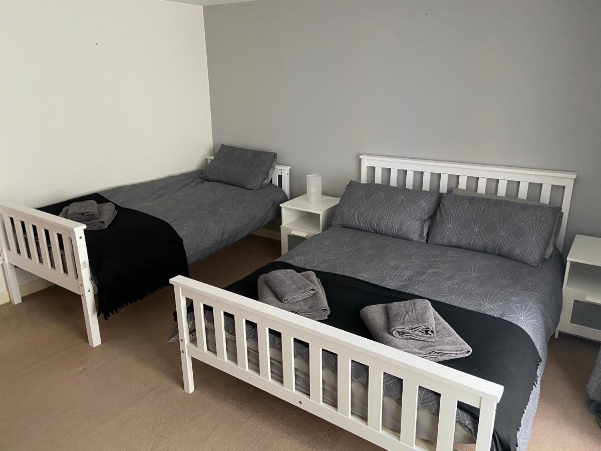 Cosy 3-Bedroom House, Stones Throw To Beach ウェーマス エクステリア 写真